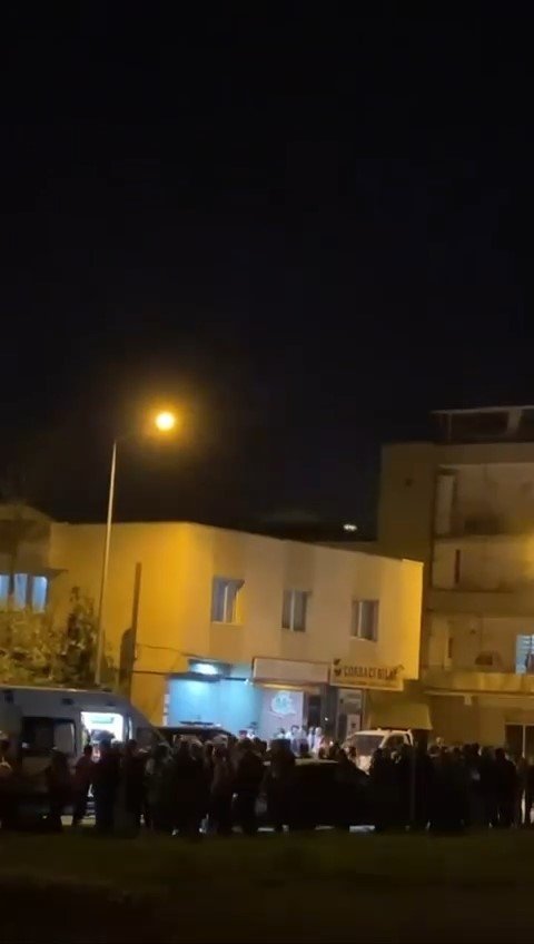 Yol Verme Kavgasında Ortalık Savaş Alanına Döndü