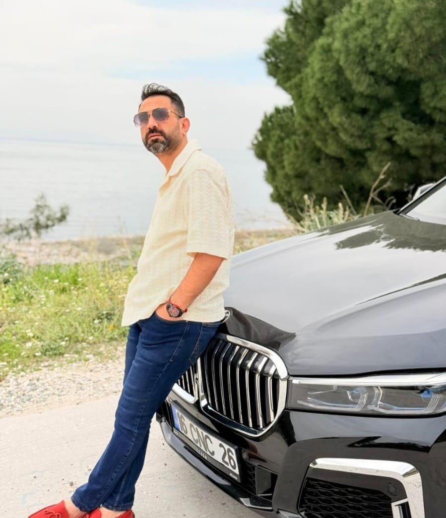 Eşi Tarafından Öldürülen İş Adamı Defnedildi
