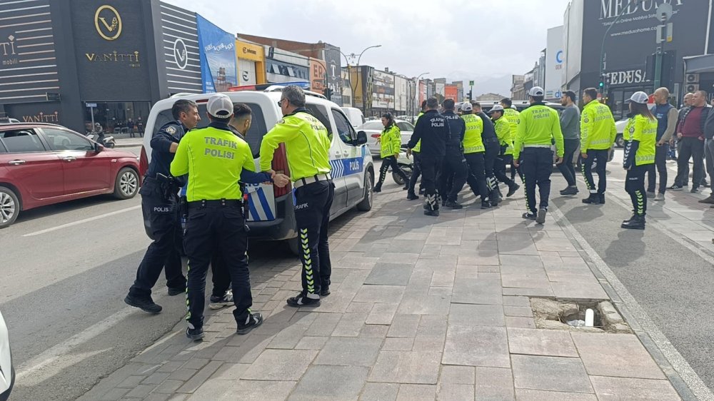 Kasktan Ceza Yedi, Ekiplere Zor Anlar Yaşattı