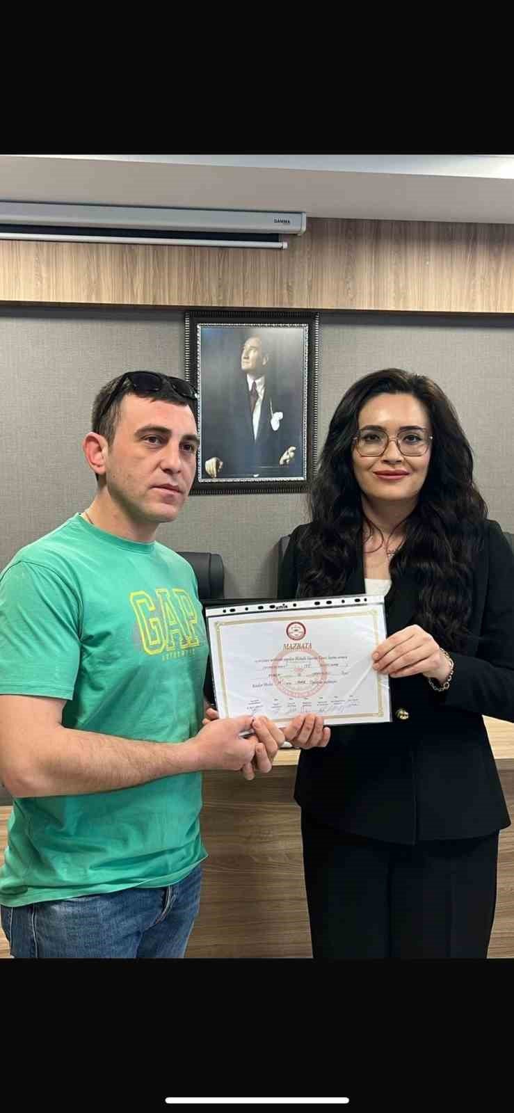 Meclis Üyesi Adayı Silahlı Saldırıda Öldürüldü