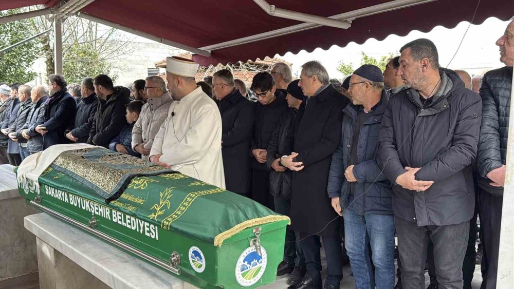 Kiracısı Tarafından Pompalı Tüfekle Öldürülen Adam Son Yolculuğuna Uğurlandı