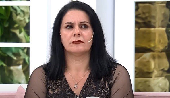 4 Bıçak Darbesiyle Eşini Öldüren Koca İçin Ağırlaştırılmış Müebbet Hapis Cezası Talebi