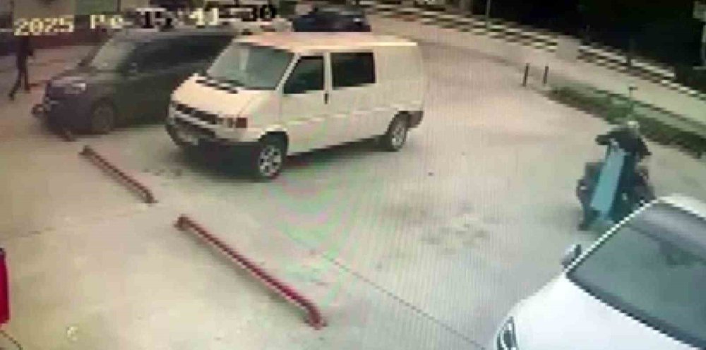 Markette Cinayet İşleyip İki İş Yeri Ve Bir Evi Kurşunlamıştı: Saldırı Anı Kameraya Yansıdı