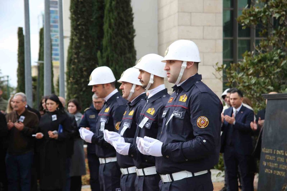 Yangından Dönerken Kaza Sonrası Hayatını Kaybeden Genç İtfaiyeci İçin Tören Düzenlendi