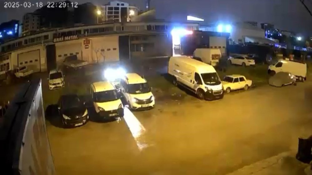 Kendi Aracını Çaldı!