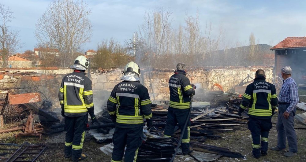 Çıkan Yangın Kısa Sürede Söndürüldü