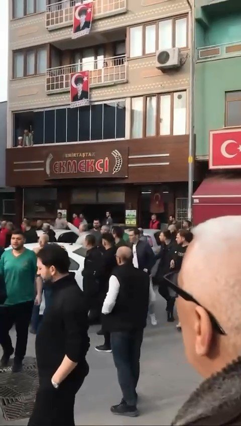 İftar Saati Yol Kavgasında Yumruklar Konuştu
