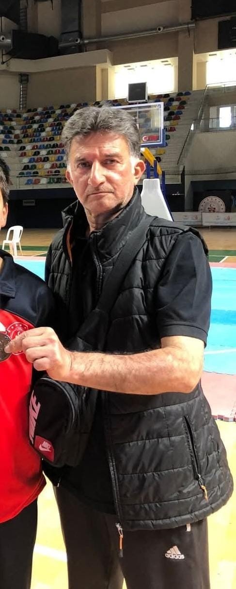 Taekwondo Hocası, Duvarın Altında Kalarak Hayatın Kaybetti