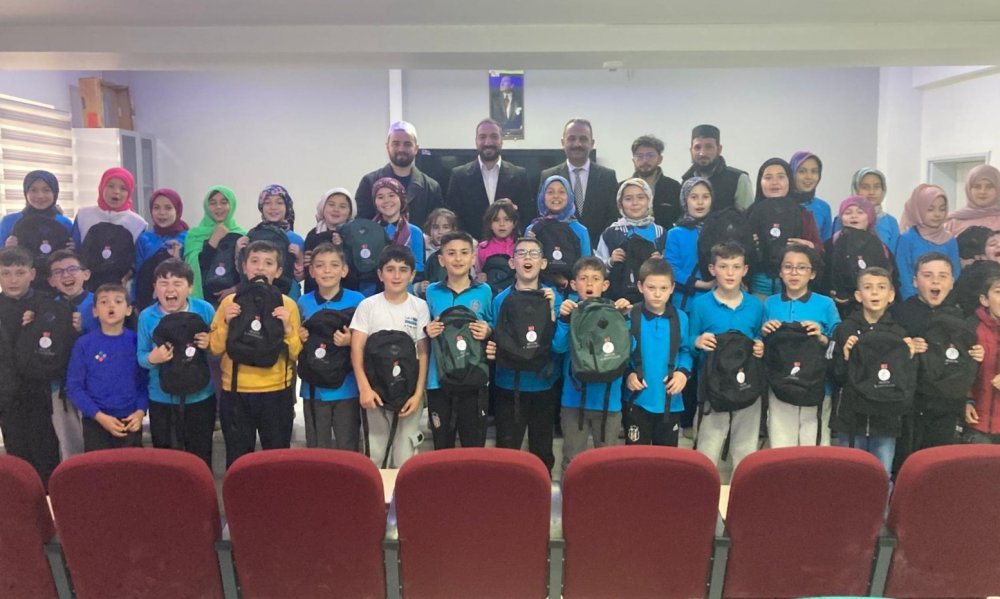 Miniklere Anlamlı Hediye