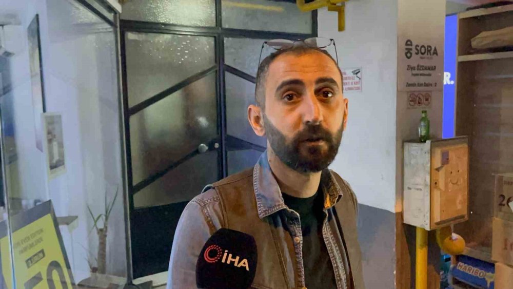 2 Grup Arasında Çıkan Bıçaklı Kavga Kameralara Yansıdı