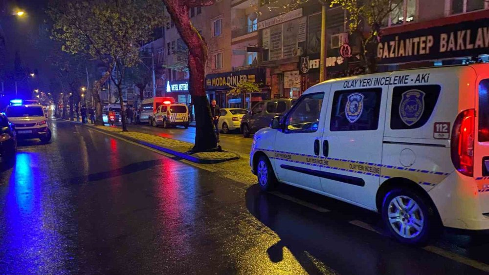 Otomobile Ateş Eden Şahıs Mezarlıkta Yakalandı