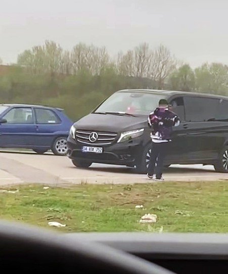 Polis Çakar Kullanan Minibüsü Affetmedi: 285 Bin Tl Ceza
