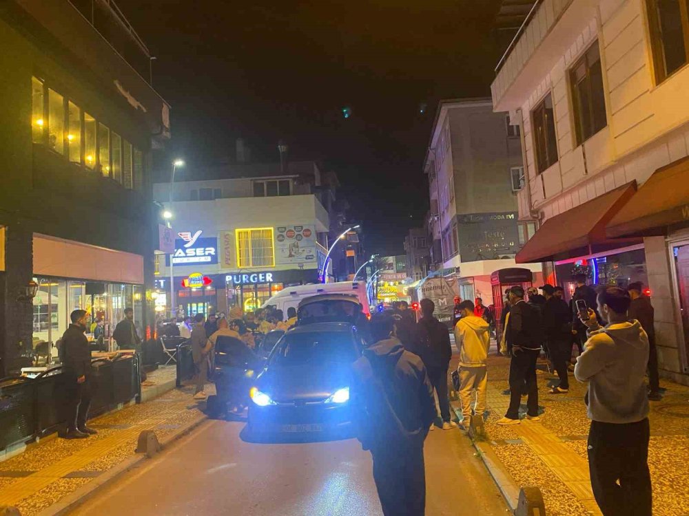 Akrabalar Arasında Bıçaklı Kavga: 1 Yaralı