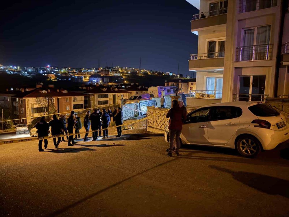 Komşuların Kavgasında Gece Kana Bulandı