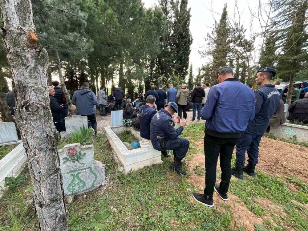 Yangında Hayatını Kaybeden Kardeşler  Toprağa Verildi