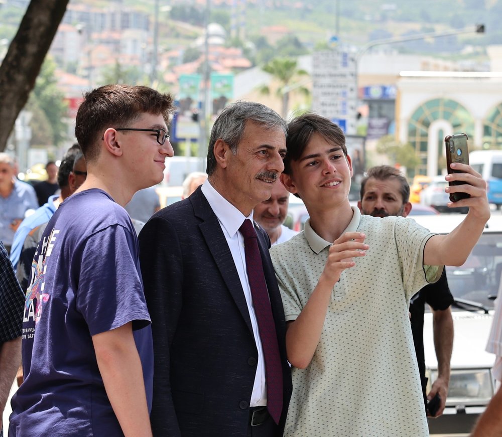 10 Futbol, 10 Basketbol Ve Voleybol Sahası İçin İlk Adım Atılıyor