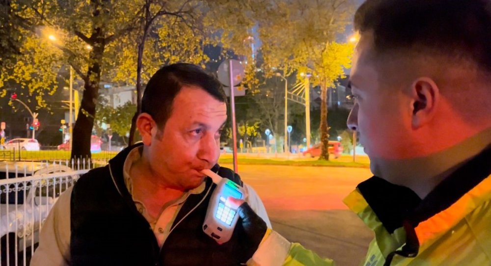 Rüyasında Gördü Ehliyetsiz Ve Alkollü Yakalandı