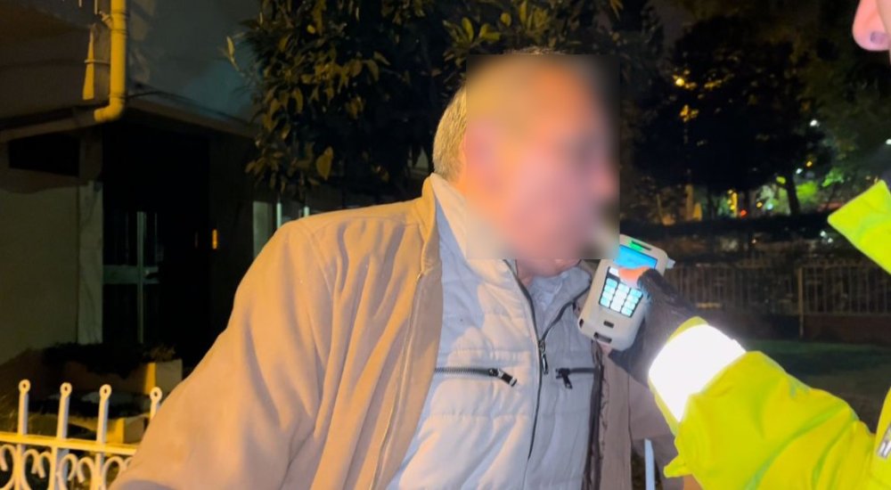 Alkollü Sürücü Zorluk Çıkardı, Yetmedi Ekipleri Kayda Aldı