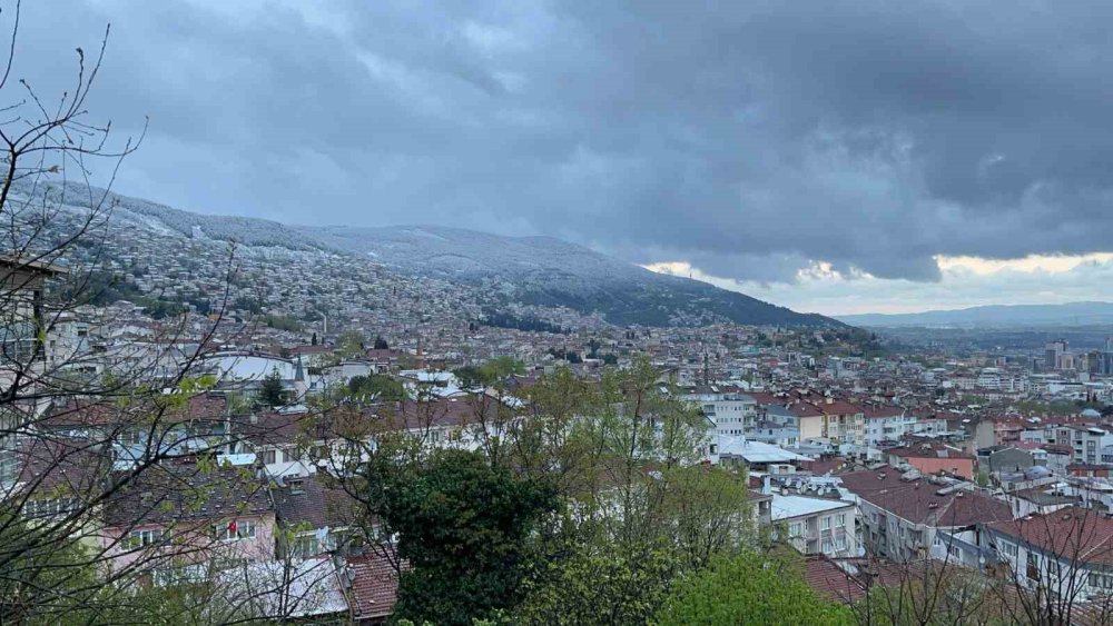 Nisan Ayında Kar Sürprizi