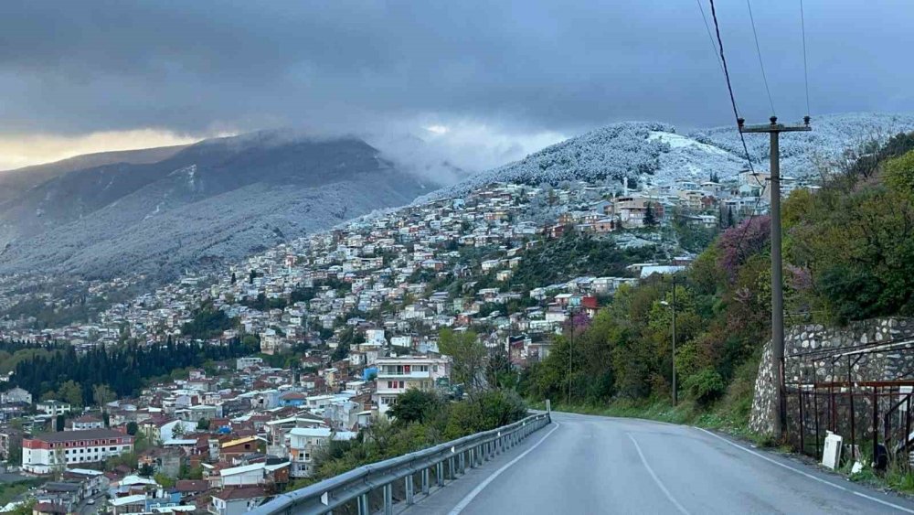 Nisan Ayında Kar Sürprizi
