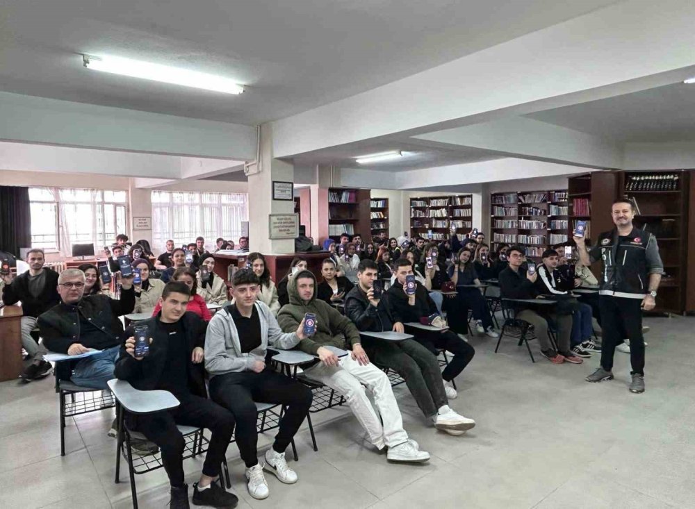 5 Bin 35 Kişiye Narko Eğitim Verildi