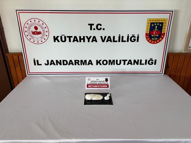 Aracında Uyuşturucu Bulunan Şahıs Tutuklandı
