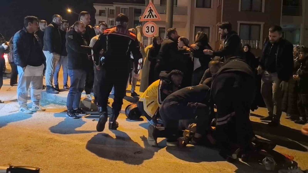 Otomobil İle Çarpışan Motosiklet Sürücüsü Ağır Yaralandı!