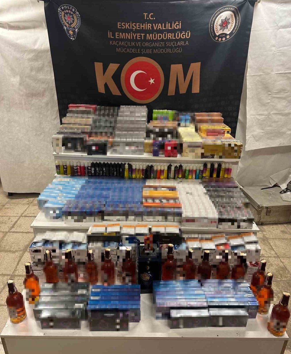500 Bin Tl’lik Kaçak Sigara Ve Ürünler Ele Geçirildi