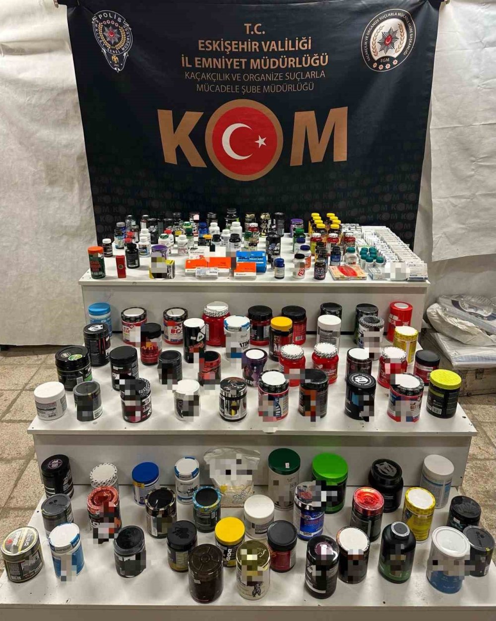 500 Bin Tl’lik Kaçak Sigara Ve Ürünler Ele Geçirildi