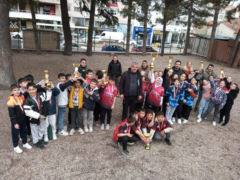 hem-sporda-hem-okulda-basari1.jpg