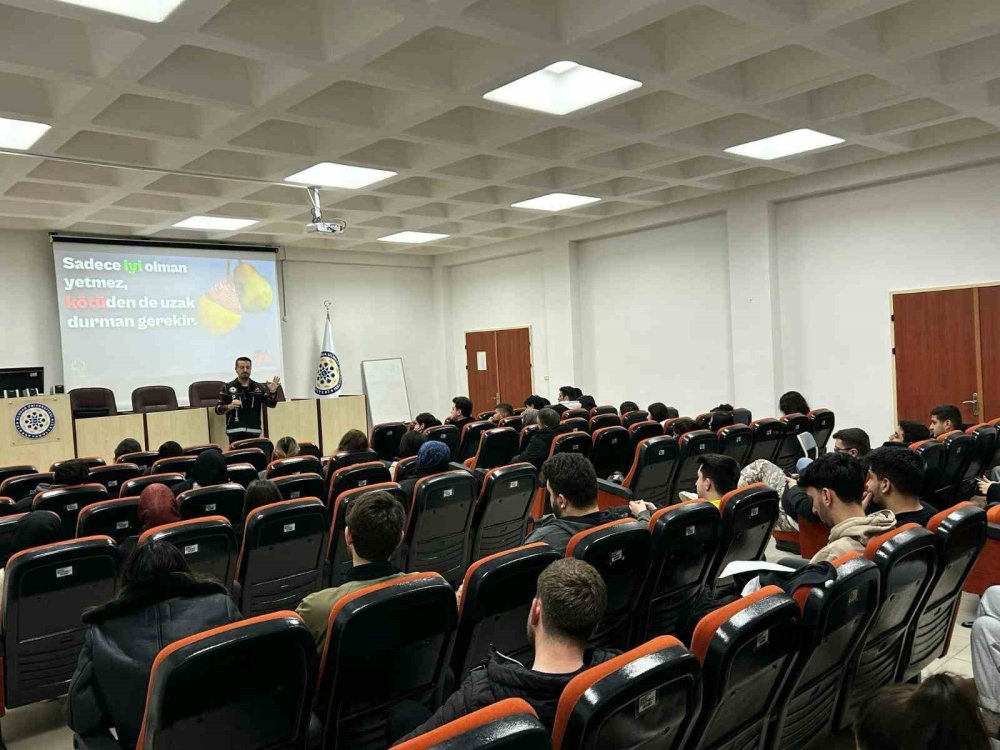 Narkotik Polisi 4 Günde 4 Bin Genci Uyardı