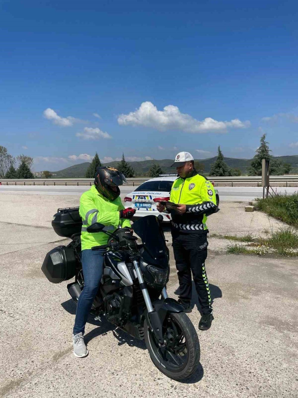 Kurallara Uymayan Motosikletlilere 52 Bin Lira Ceza