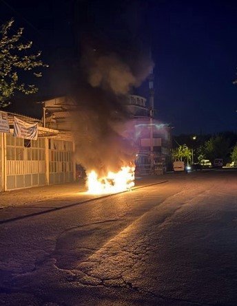 Akıl Almaz Olay: Daha Taksidini Bitirmediği Otomobilini İsrail’e Tepki Olsun Diye Yaktı