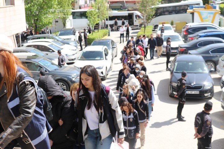 14 Milyon TL’lik Dolandırıcılık Yapan 68 Şüpheli Adliyeye Sevk Edildi