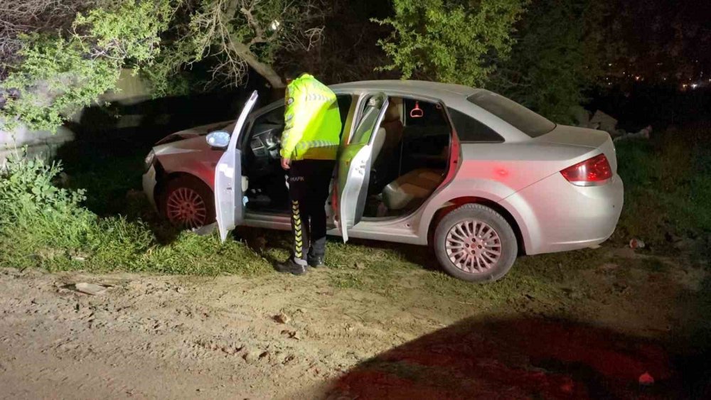 "Dur" İhtarına Uymayıp 15 Kilometre Kaçtı!