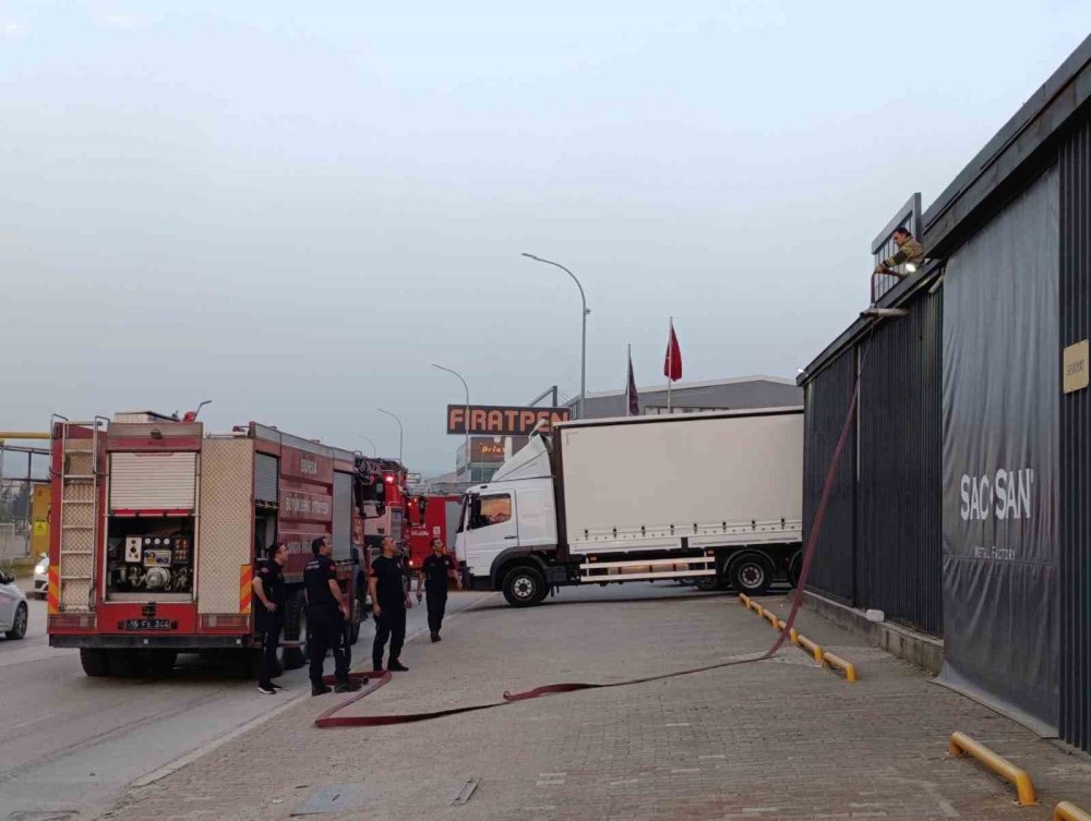 Osb’de Çıkan Yangın Korkuttu