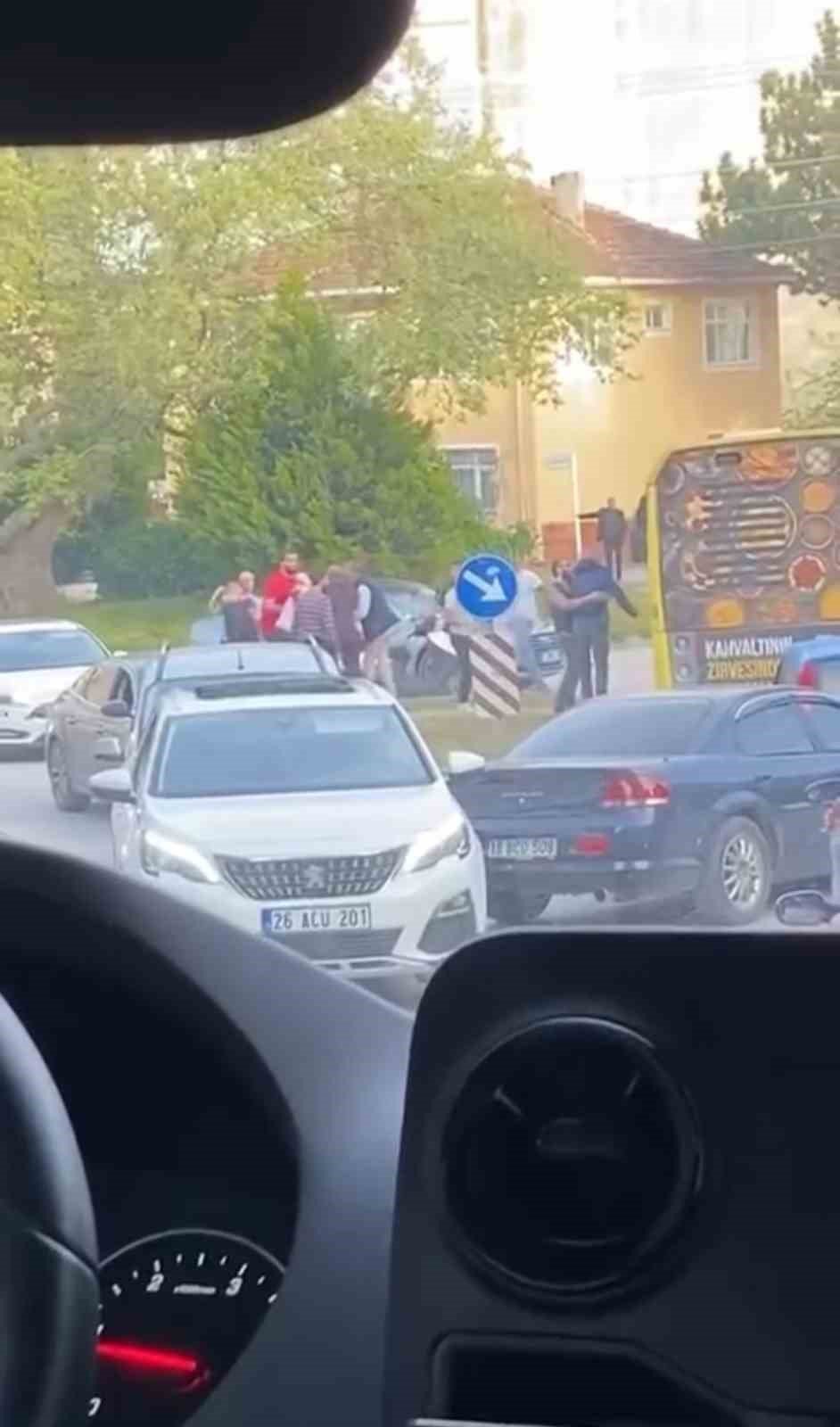 Sokağı Boks Ringine Çevirdiler