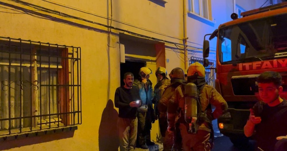 İki Katlı Evde Yangın Paniği