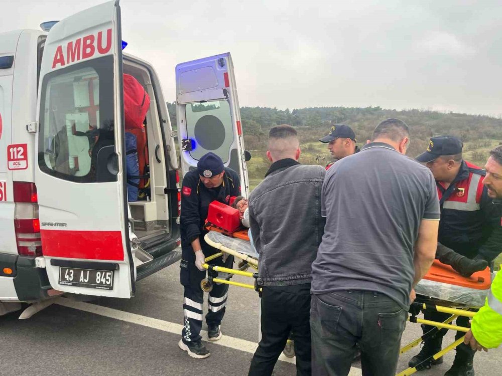 Feci Kaza! 7 metre aşağıya uçtular