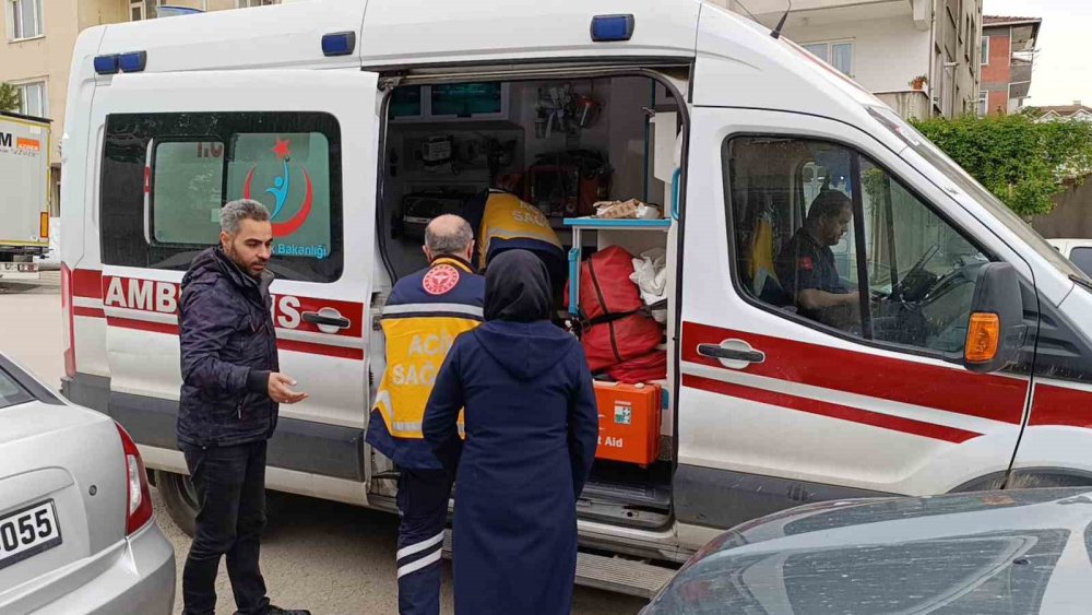 1. Kattan Düşen Çocuğu Moloz Dolu Çuvallar Korudu