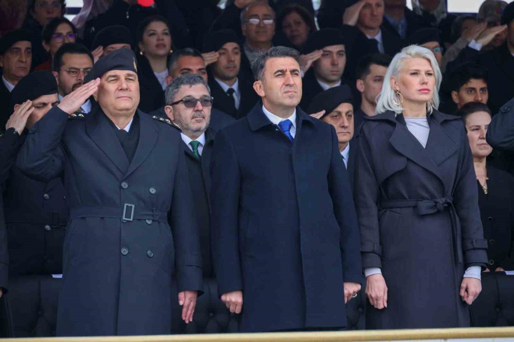 Bilecik’te 2 Bin 871 Mehmetçik Ant İçti