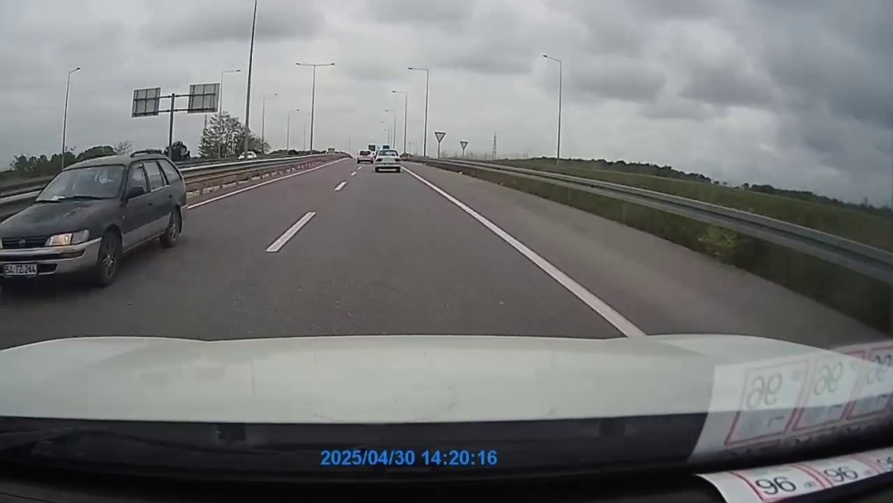 Duble Yolda Ters Yönde Gide Otomobil Ölüme Davetiye Çıkardı