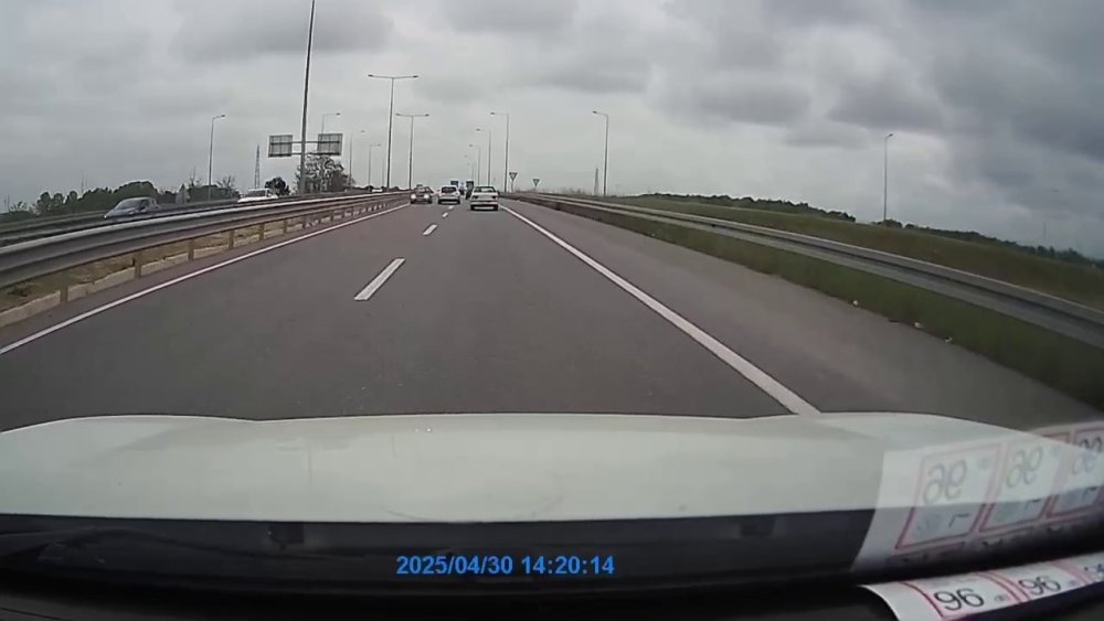 Duble Yolda Ters Yönde Gide Otomobil Ölüme Davetiye Çıkardı