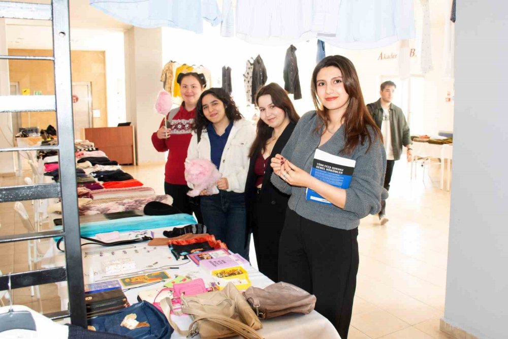 Anadolu Üniversitesi İbf’de İleri Takas Standı