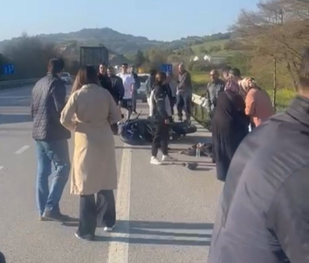 Kontrolden Çıkan Motosiklet Devrildi: 1 Ölü, 1 Yaralı