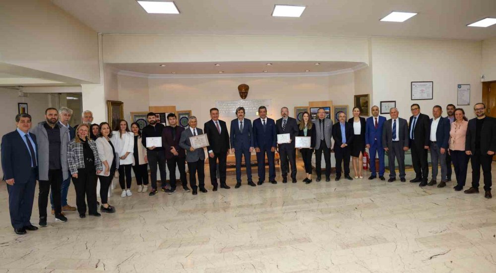 MYO'larda Akreditasyon Başarısı