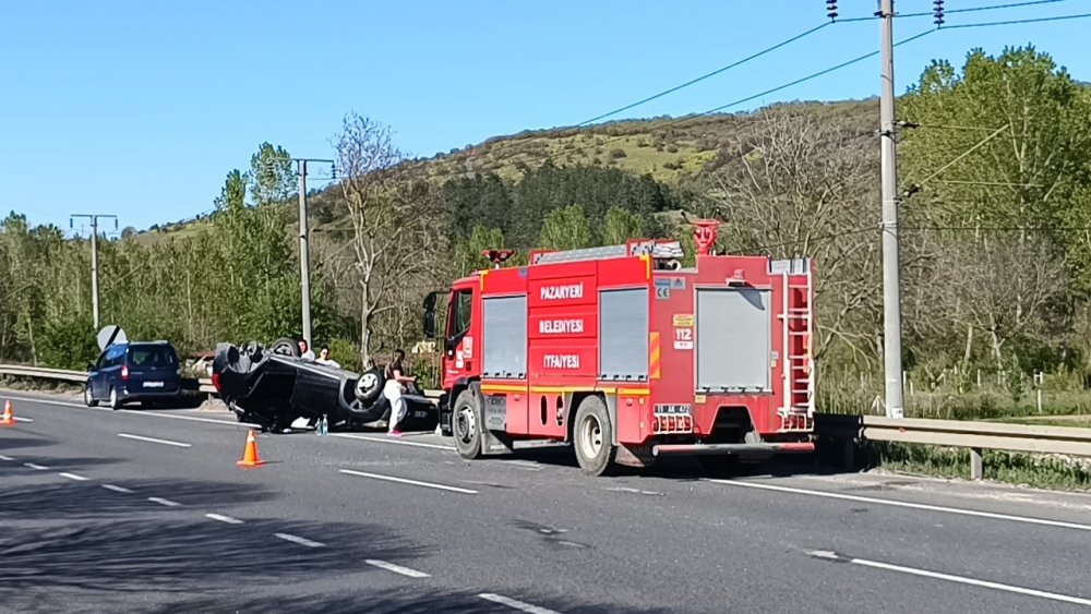 Çarpışan Otomobillerden Biri Takla Attı: 1 Yaralı