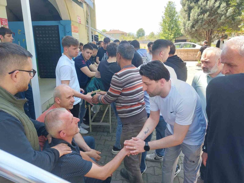 Motosiklet Kazasında Hayatını Kaybeden Genç Son Yolculuğuna Uğurlandı