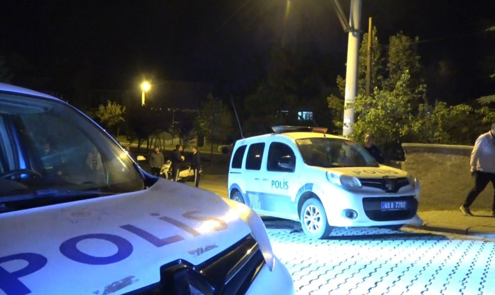 ’Dur’ İhtarına Uymayan Araçtaki 2 Kişi Kovalamaca Sonucu Yakalandı
