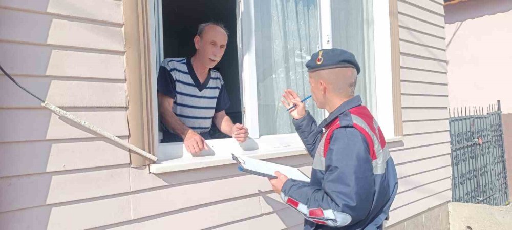 Jandarmadan Kapı Kapı Dolandırıcılık Uyarısı